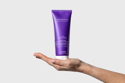 Amethyste Blonde - Silver Mask